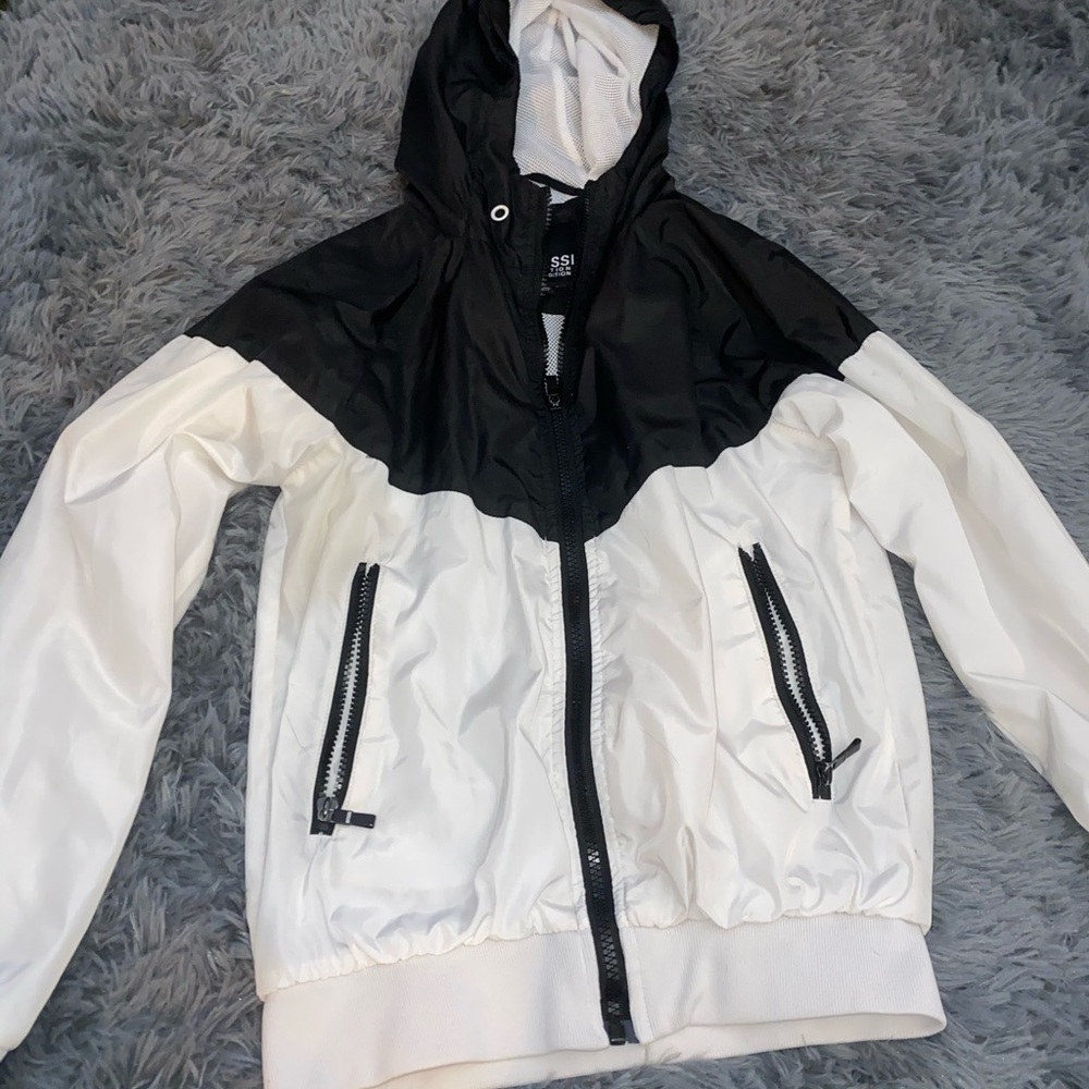 Windbreaker bomber style jacket